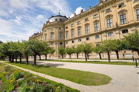 The Residence Palace, Hofgarten Park, UNESCO World Heritage Site, Wurzburg, Franconia, Bavaria, Germany, Europe Photographie de stock - Rights-Managed, Code: 841-09055320