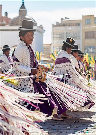 simsearch:841-09055345,k - Dancers in traditional costume, Fiesta de la Virgen de la Candelaria, Copacabana, La Paz Department, Bolivia, South America Stock Photo - Rights-Managed, Code: 841-09055340