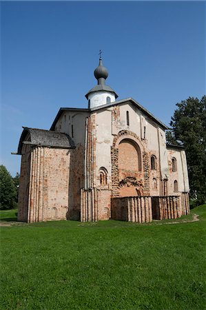 simsearch:6119-09182904,k - Church of St. Paraskeva the Friday, dating from 1207, UNESCO World Heritage Site, Veliky Novgorod, Novgorod Oblast, Russia, Europe Foto de stock - Con derechos protegidos, Código: 841-09055568