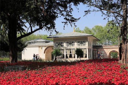 Terrace Kiosk, Tulip Garden, Fourth Courtyard, Topkapi Palace, UNESCO World Heritage Site, Istanbul, Turkey, Europe Foto de stock - Con derechos protegidos, Código: 841-09055619