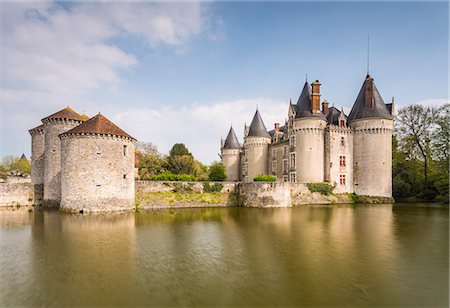 simsearch:841-08240216,k - Chateau de Bourg-Archambault in central France which dates from the 15th century, Vienne, France, Europe Stock Photo - Rights-Managed, Code: 841-09055697