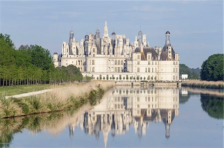 The chateau of Chambord, one of the most recognizable castles in the World, UNESCO World Heritage Site, Loire Valley, Loir et Cher, Centre, France, Europe Stock Photo - Rights-Managed, Code: 841-09055714