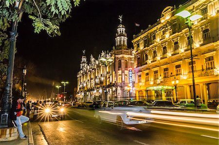 Cityscape view of the Hotel Inglaterra taken at night, taken from the Prado in old Havana, Cuba, West Indies, Central America Photographie de stock - Rights-Managed, Code: 841-09076732