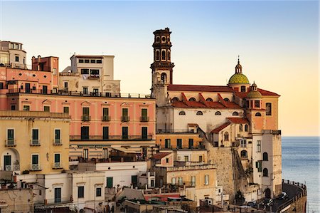 Church of Santa Maria Maddalena, warm light before sunset, Atrani, Amalfi Coast, UNESCO World Heritage Site, Campania, Italy, Europe Photographie de stock - Rights-Managed, Code: 841-09076746