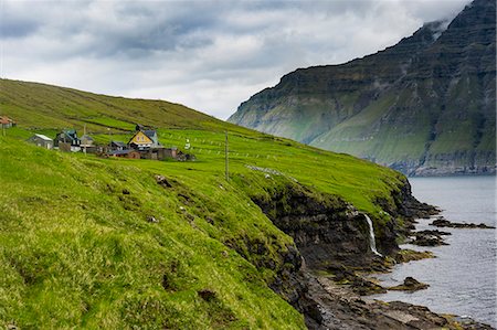 simsearch:841-09135216,k - Waterfall into the ocean, Bordoy, Faroe Islands, Denmark, Europe Fotografie stock - Rights-Managed, Codice: 841-09076822