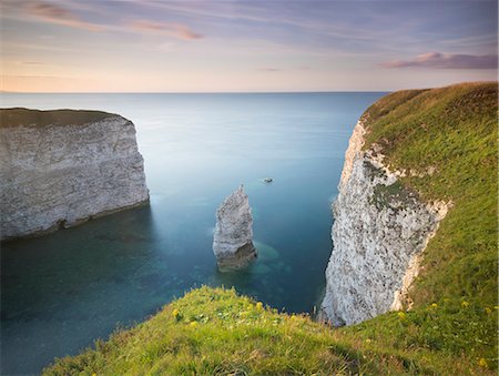 stack (rock formation) - Chalk cliffs and clear blue sea at Breil Nook near the North Landing at Flamborough Head, Flamborough, East Yorkshire, Yorkshire, England, United Kingdom, Europe Stock Photo - Rights-Managed, Code: 841-09076919