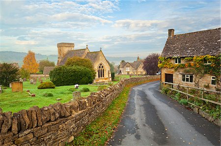 St. Barnabas church and Cotswold village in autumn, Snowshill, Cotswolds, Gloucestershire, England, United Kingdom, Europe Photographie de stock - Rights-Managed, Code: 841-09077311