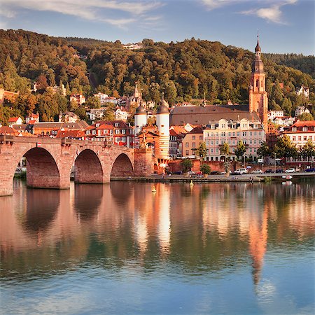 Old town with Karl-Theodor-Bridge (Old Bridge) and Castle, Neckar River, Heidelberg, Baden-Wurttemberg, Germany, Europe Stock Photo - Rights-Managed, Code: 841-09085758