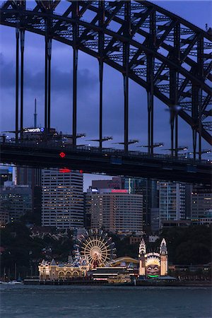 simsearch:862-07909366,k - Sydney Harbour Bridge with Luna Park amusement park on North shore, Sydney, New South Wales, Australia, Pacific Stock Photo - Rights-Managed, Code: 841-09086253