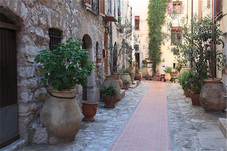 french village - Village of La Turbie, Alpes-Maritimes, Cote d'Azur, French Riviera, Provence, France, Europe Stock Photo - Rights-Managed, Code: 841-09086537