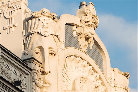 detail in architecture - Art Noveau architecture in Central Riga, Latvia, Baltic States, Europe Photographie de stock - Rights-Managed, Code: 841-09086644