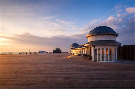 east sussex - The pier at Hastings at sunrise, Hastings, East Sussex, England, United Kingdom, Europe Stock Photo - Rights-Managed, Code: 841-09108145