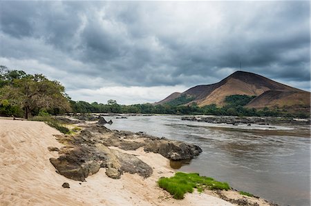 View over the Ogoolle River, Lope National Park, UNESCO World Heritage Site, Gabon, Africa Foto de stock - Con derechos protegidos, Código: 841-09108142