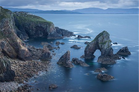 The Crohy Head Sea Arch, forming part of the Wild Atlantic Way, County Donegal, Ulster, Republic of Ireland, Europe Photographie de stock - Rights-Managed, Code: 841-09108165