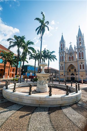 simsearch:841-07084139,k - Cathedral of St. Isabel, Malabo, Bioko, Equatorial Guinea, Africa Foto de stock - Direito Controlado, Número: 841-09119177