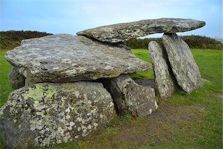 Stone Age Wedge Tomb, Altar, Wild Atlantic Way, County Cork, Munster, Republic of Ireland, Europe Foto de stock - Con derechos protegidos, Código: 841-09135406