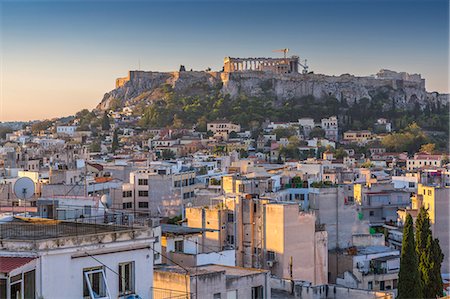 Elavated view of The Acropolis at dawn from the Monastiraki District, Athens, Greece, Europe Photographie de stock - Rights-Managed, Code: 841-09135446