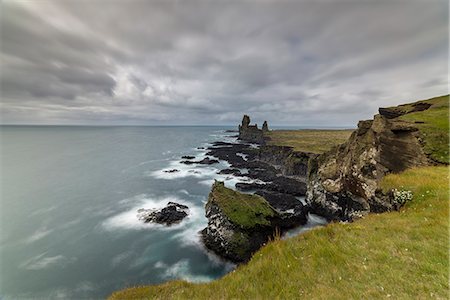 simsearch:841-08438534,k - Londranger Bird cliffs, Snaefellsnes, Iceland, Polar Regions Photographie de stock - Rights-Managed, Code: 841-09147424