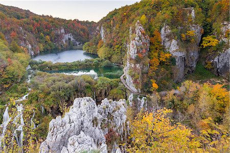 simsearch:841-09147598,k - View from a lookout inside Plitvice Lakes National Park over the Lower Lakes, UNESCO World Heritage Site, Croatia, Europe Stock Photo - Rights-Managed, Code: 841-09147561