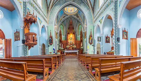 simsearch:841-03675514,k - Interior of the Maria Auxiliadora Church in Granada, Nicaragua, Central America Photographie de stock - Rights-Managed, Code: 841-09155077