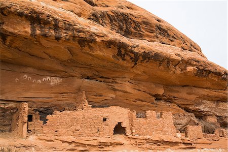 simsearch:841-09147657,k - Reverse handprints, Ancestral Pueblo, up to 1000 years old, Lower Fish Creek, Bears Ears National Monument, Utah, United States of America, North America Foto de stock - Direito Controlado, Número: 841-09155265