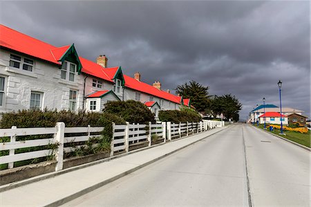 simsearch:841-09162996,k - Historic Marmont Row, red roof, whitewashed, Victory Green, Stanley, Port Stanley, Falkland Islands, South America Photographie de stock - Rights-Managed, Code: 841-09162993