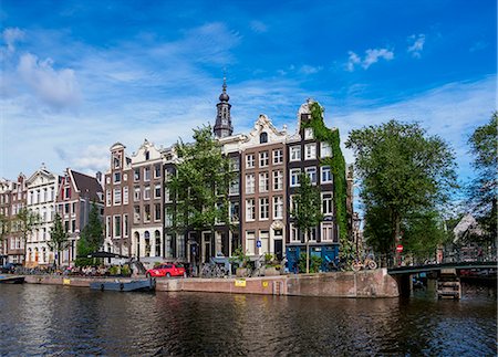 simsearch:841-09163152,k - Houses by the Kloveniersburgwal Canal, Amsterdam, North Holland, The Netherlands, Europe Photographie de stock - Rights-Managed, Code: 841-09163132