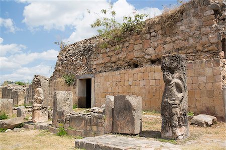 simsearch:6119-08269447,k - Mayan Ruins, The Palace with Statues, Oxkintok Archaeological Zone, 300 to 1050 AD, Yucatan, Mexico, North America Photographie de stock - Rights-Managed, Code: 841-09163268