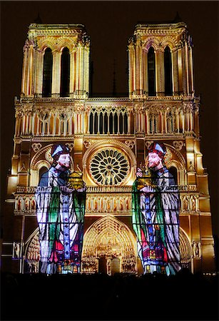 simsearch:862-06541698,k - Sound and Light show at Notre Dame de Paris Cathedral, UNESCO World Heritage Site, Paris, France, Europe Photographie de stock - Rights-Managed, Code: 841-09163341
