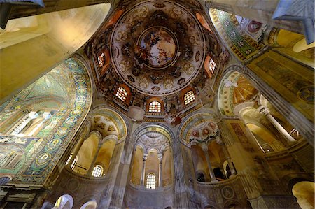 The Basilica of San Vitale, UNESCO World Heritage Site, Ravenna, Emilia-Romagna, Italy, Europe Photographie de stock - Rights-Managed, Code: 841-09163390