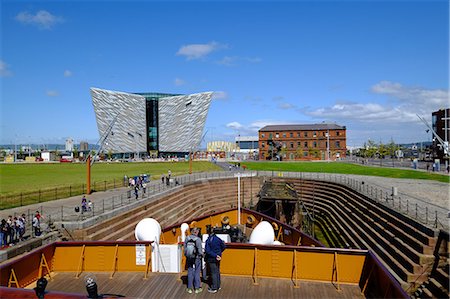 simsearch:841-03673980,k - SS Nomadic, Belfast's Titanic Quarter with the Titanic Belfast Museum in the background, Belfast, Northern Ireland, United Kingdom, Europe Photographie de stock - Rights-Managed, Code: 841-09163414