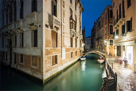 simsearch:841-09135454,k - Canal at night, San Marco, Venice, UNESCO World Heritage Site, Veneto Province, Italy, Europe Photographie de stock - Rights-Managed, Code: 841-09163544