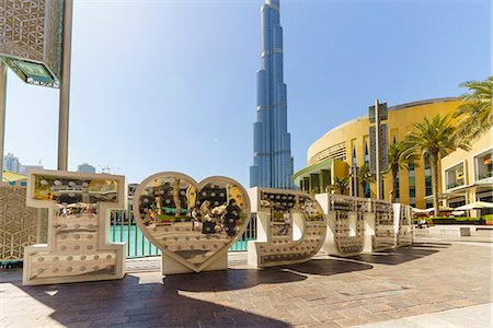 simsearch:841-07355218,k - Burj Khalifa and I Love Dubai sign by the Lake, Downtown, Dubai, United Arab Emirates, Middle East Stock Photo - Rights-Managed, Code: 841-09174649