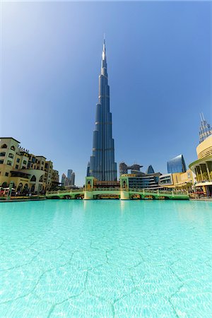 simsearch:841-09174654,k - Burj Khalifa and Lake, Downtown, Dubai, United Arab Emirates, Middle East Stock Photo - Rights-Managed, Code: 841-09174643