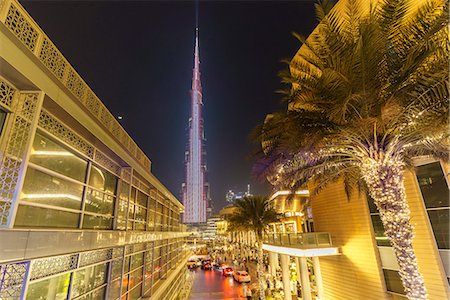 simsearch:841-09174642,k - Burj Khalifa Light Show, Dubai Mall and Burj Khalifa Lake, Dubai, United Arab Emirates, Middle East Photographie de stock - Rights-Managed, Code: 841-09174663