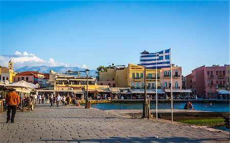 simsearch:6119-09182768,k - Venetian Harbour, Chania, Crete, Greek Islands, Greece, Europe Stock Photo - Rights-Managed, Code: 841-09174724