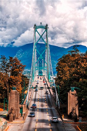 simsearch:841-09174938,k - Traffic over Lions Gate Bridge in the autumn, Vancouver British Columbia, Canada, North America Photographie de stock - Rights-Managed, Code: 841-09174727