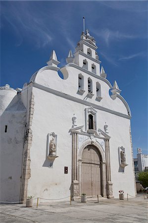 simsearch:841-09174908,k - Colonial Church of Santiago Apostol, Merida, Yucatan, Mexico, North America Foto de stock - Con derechos protegidos, Código: 841-09174898