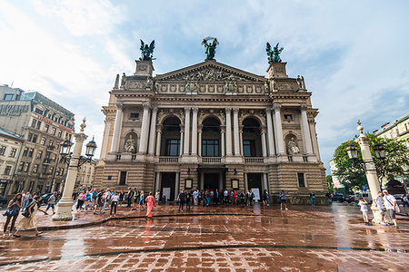 simsearch:841-09242163,k - Lviv National Academic Opera and Ballet Theatre, Lviv, UNESCO World Heritage Site, Ukraine, Europe Photographie de stock - Rights-Managed, Code: 841-09183503