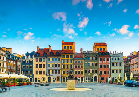 simsearch:841-09183552,k - Old Town Market Square and the Warsaw Mermaid at dawn, UNESCO World Heritage Site, Old Town, Warsaw, Poland, Europe Photographie de stock - Rights-Managed, Code: 841-09183565