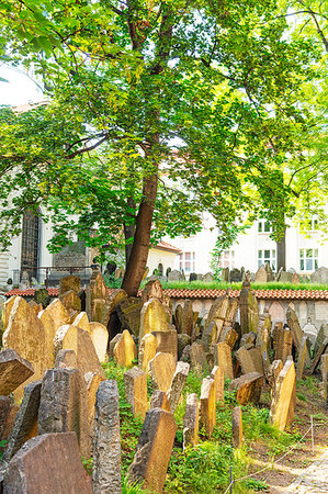 simsearch:841-08860748,k - Jewish Cemetery, Prague, UNESCO World Heritage Site, Bohemia, Czech Republic, Europe Stock Photo - Rights-Managed, Code: 841-09183744