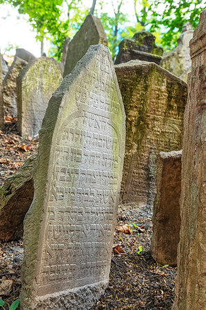 simsearch:841-08860748,k - Jewish Cemetery, Prague, UNESCO World Heritage Site, Bohemia, Czech Republic, Europe Stock Photo - Rights-Managed, Code: 841-09183743