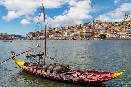 simsearch:6119-08907842,k - Traditional Rabelo boat on Douro River, Porto, Portugal, Europe Foto de stock - Con derechos protegidos, Código: 841-09194418