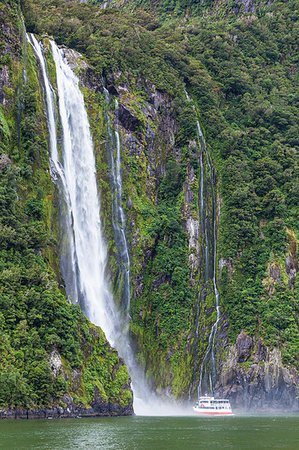 simsearch:841-09194485,k - Stirling Falls waterfall and tourist boat, Fiordland National Park, UNESCO World Heritage Site, Milford Sound, New Zealand, Pacific Stock Photo - Rights-Managed, Code: 841-09194504