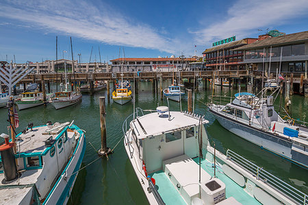 pier sea nobody - Boats and restaurants in Fishermans Wharf harbour, San Francisco, California, United States of America, North America Stock Photo - Rights-Managed, Code: 841-09194775