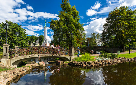 riga statues - Monument of Freedom from Bastion Hill Park, Riga, Latvia, Baltic States, Europe Foto de stock - Con derechos protegidos, Código: 841-09204144