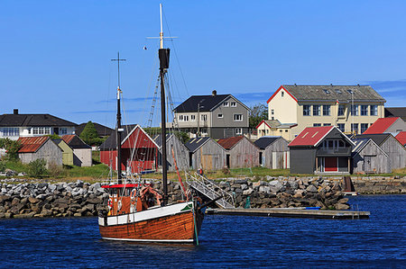 Alnes fishing village, Godoy Island, Alesund City, More og Romsdal County, Norway, Scandinavia, Europe Photographie de stock - Rights-Managed, Code: 841-09204207