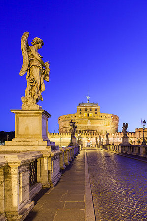 simsearch:841-08211816,k - Castel Sant'Angelo, UNESCO World Heritage Site, Rome, Lazio, Italy, Europe Photographie de stock - Rights-Managed, Code: 841-09205141