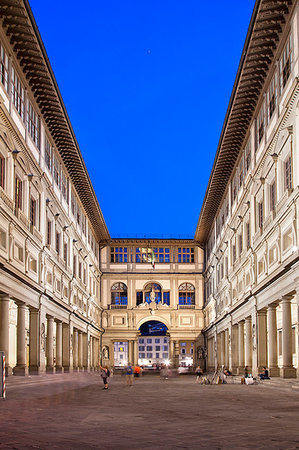 simsearch:841-09205377,k - Uffizi, Florence, UNESCO World Heritage Site, Tuscany, Italy, Europe Stock Photo - Rights-Managed, Code: 841-09205328