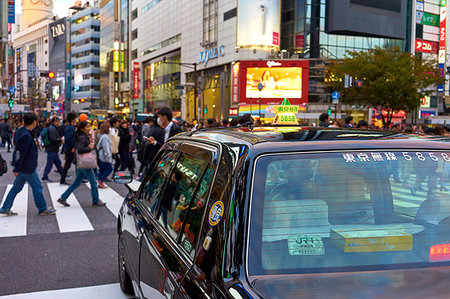 simsearch:841-09055747,k - Japanese taxi waiting at the Shibuya Crossing, Tokyo, Japan, Asia Photographie de stock - Rights-Managed, Code: 841-09205493